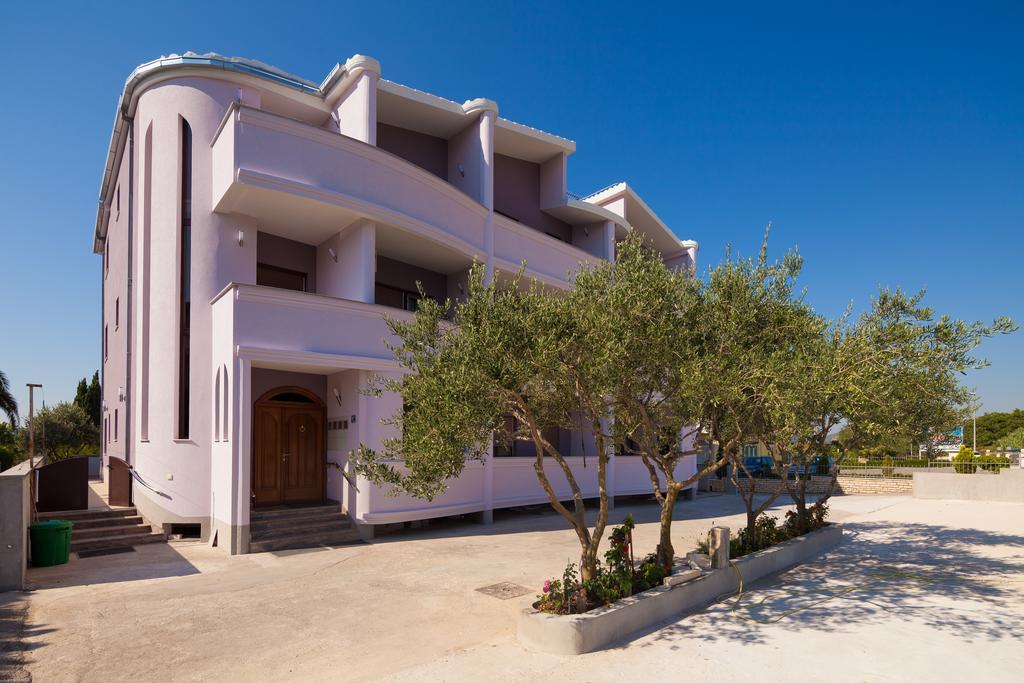 Apartments Mara Kastela Exterior photo